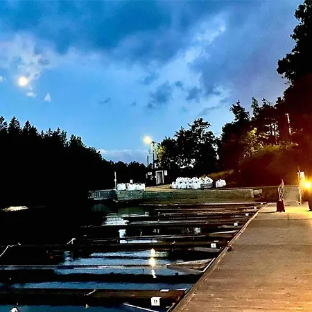 Lägenhet Radyrteigen In The Oslo Fjord, Bronnoya