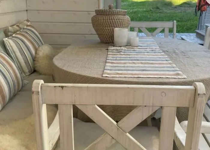 Appartement Radyrteigen In The Oslo Fjord, Bronnoya