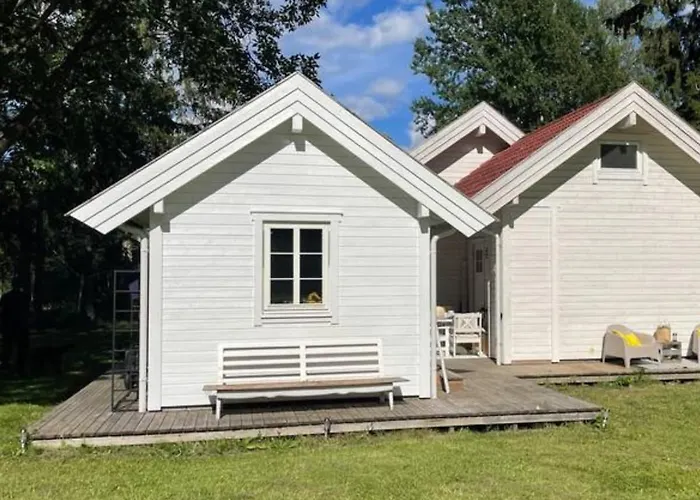 Radyrteigen In The Oslo Fjord, Bronnoya *