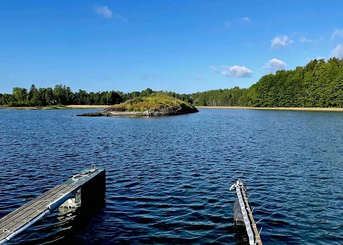 Radyrteigen In The Oslo Fjord, Bronnoya
