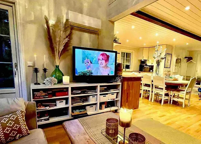 Radyrteigen In The Oslo Fjord, Bronnoya Asker